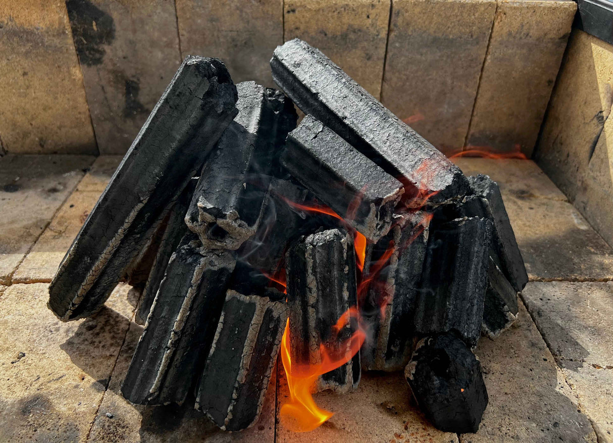 Natural compressed restaurant grade charcoal briquettes 10kg Box